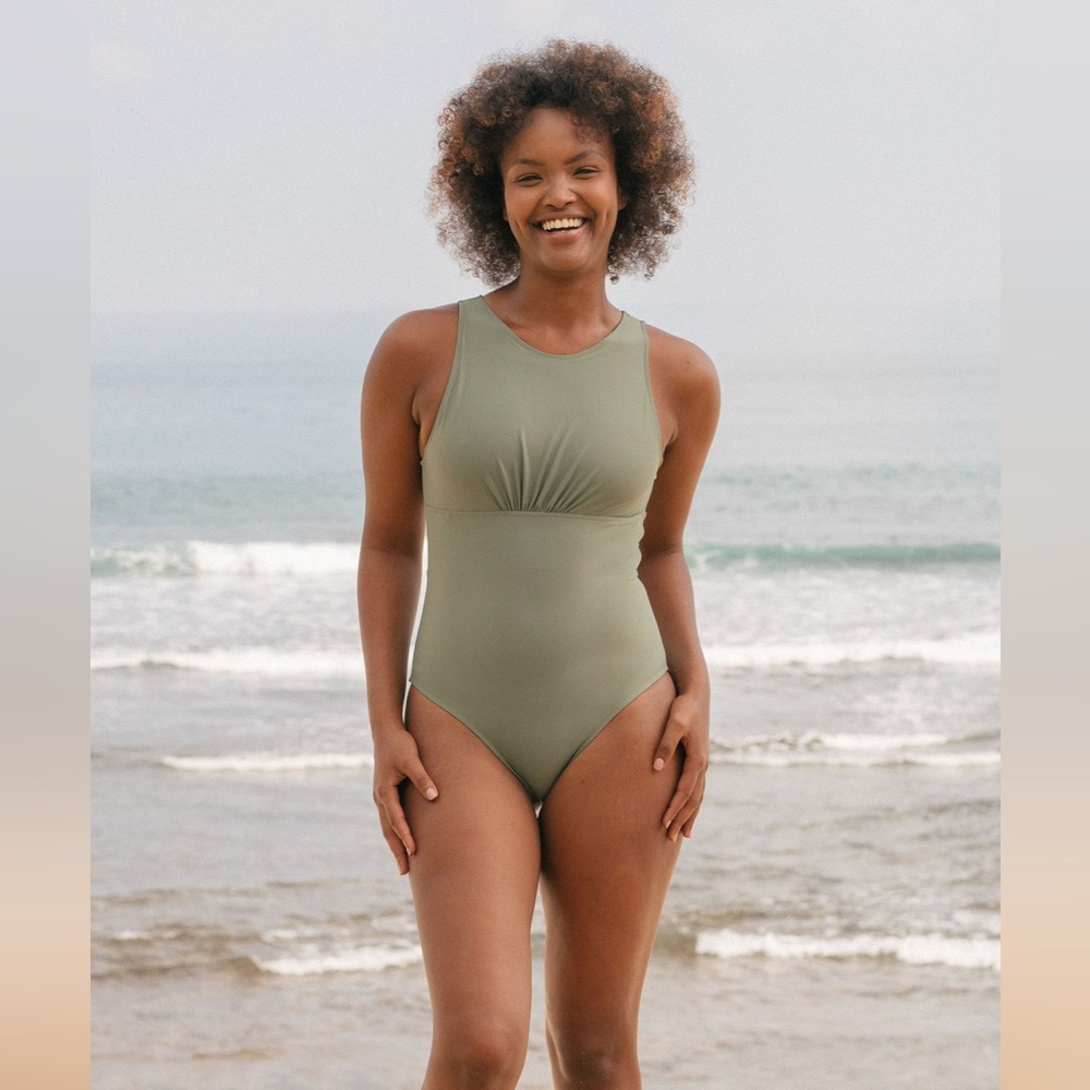 September the Line - Ami One-piece bathing suit - Color: Army